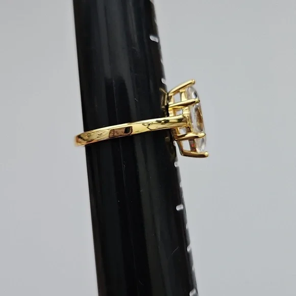 2ct Marquise Moissanite Solitaire Ring. Size 6 - Picture 4 of 11